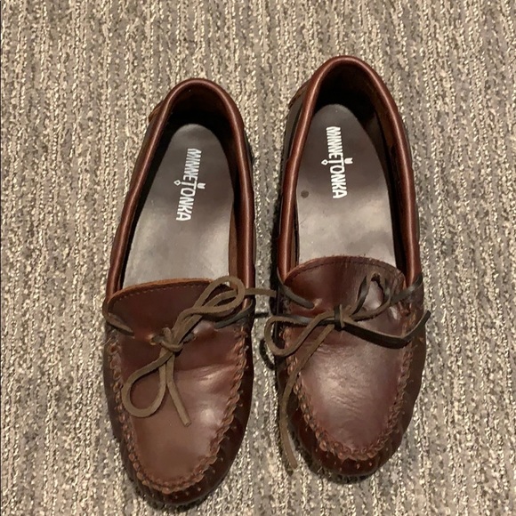 minnetonka driving shoes